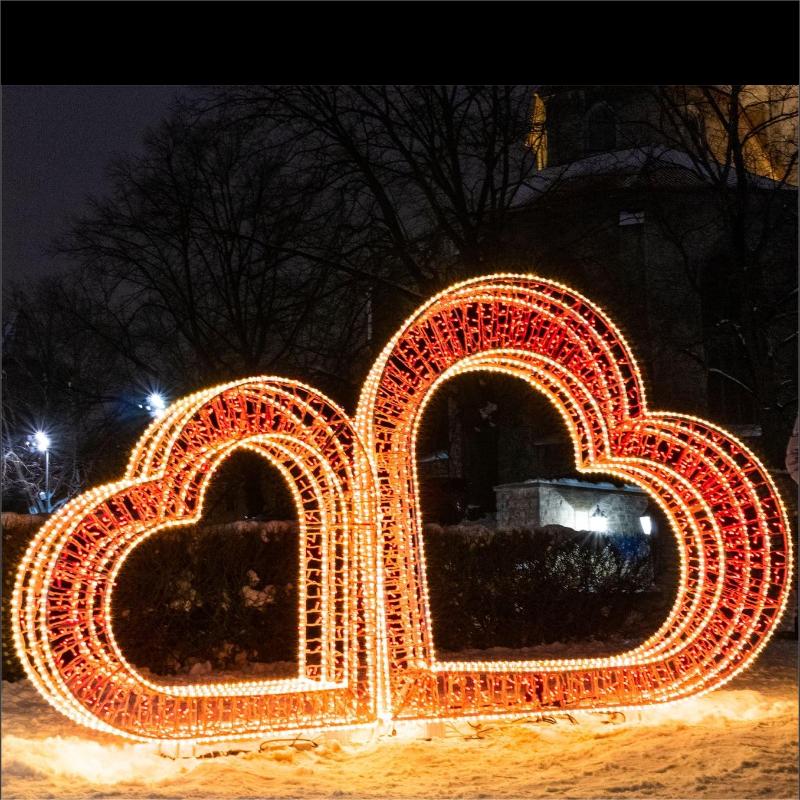 Giant Pre-Lit LED Heart Pair