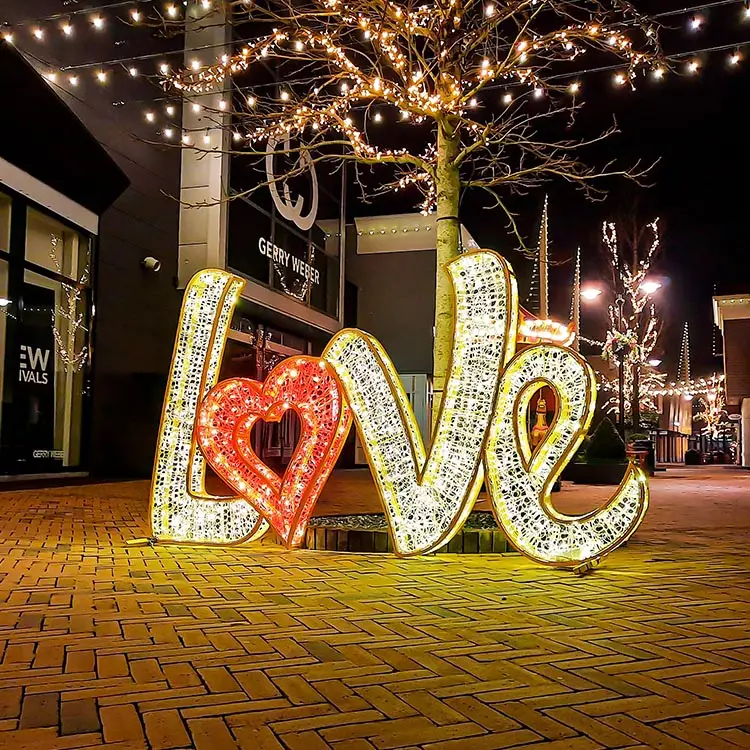 Giant Pre-Lit LED Love Heart